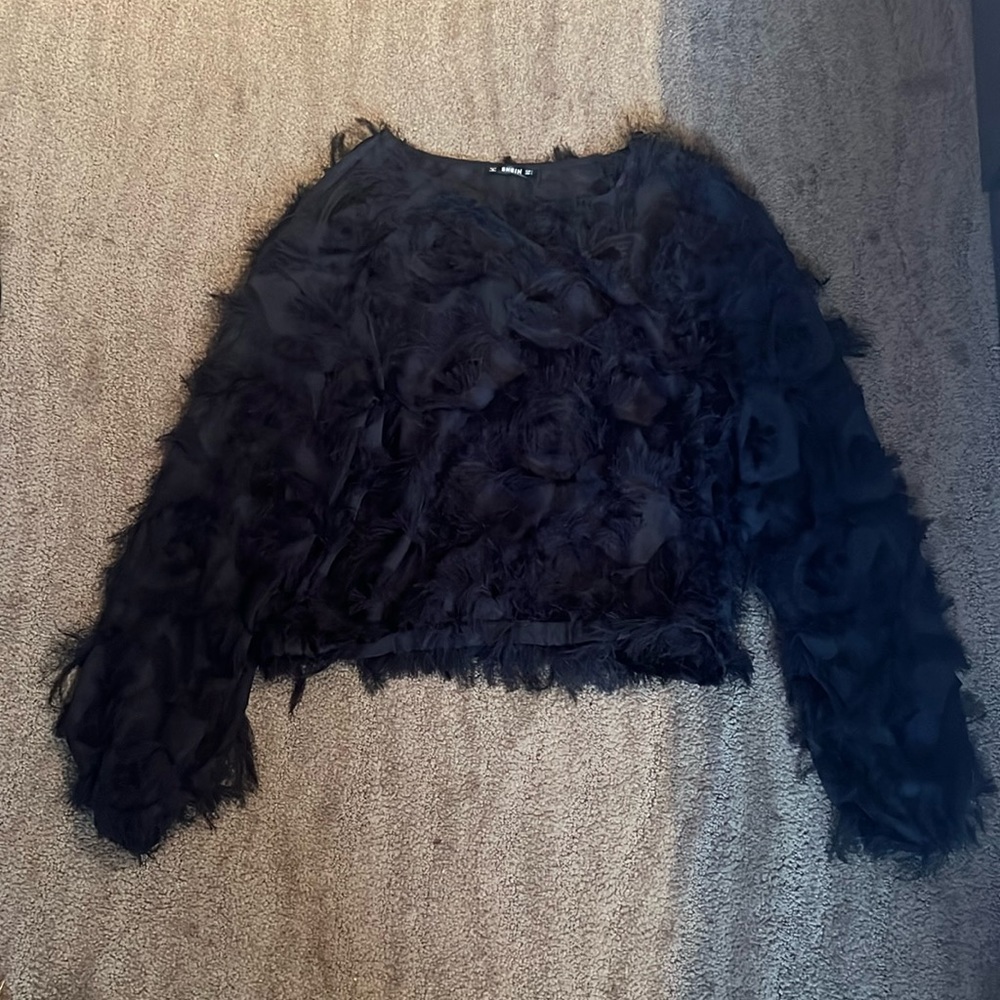 Black detailed top
